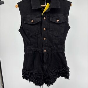 Daisy Black distressed Denim romper size medium NWT